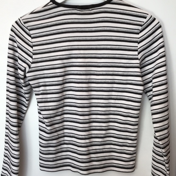 ⭐️3/$15⭐️ Vintage GAP Stretch Striped Longsleeve Shirt - Picture 3 of 3